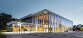 Montréal firm transforms an obsolete arena into a contemporary cultural centre