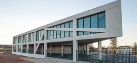 Amat & Saint-Val Architectes designs France office as simple geometric figure