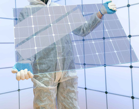 PCL to offer design and engineering for Manitoba’s M solar glass facility