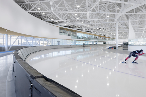 Quebec all-season ice sports centre embraces Canada’s nordicity 