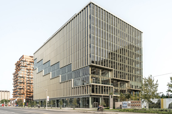 Major city projects set benchmark in vertical sustainability