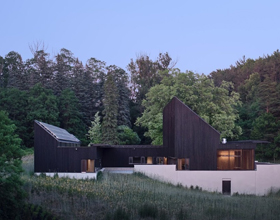 Agrarian forms meet net-zero performance 