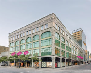 Jeffrey Hutchinson & Associates and Lemay designs the Holt Renfrew Ogilvy store in Montréal with modern ecological standards using sustainable materials. Photo © Frederic Bouchard